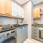 Terrace And Marina Views 1Br Near Jbr, Ain Dubai And Major Landmarks, Zumurud, Duabi Marina By Deluxe Holiday Homes